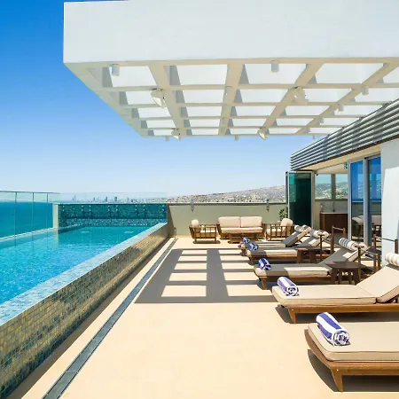 Apartahotel The Tower At St Raphael 3*