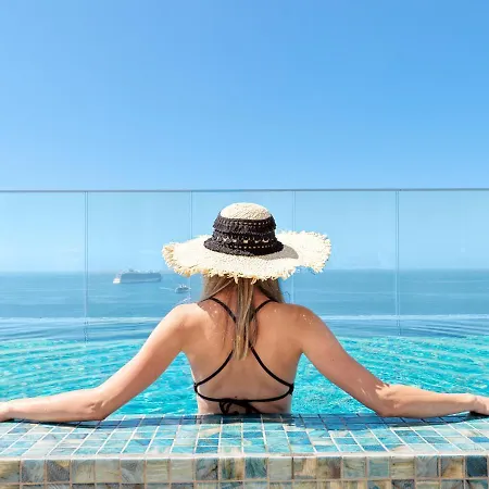 Aparthotel The Tower At St Raphael