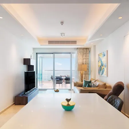 The Tower At St Raphael Apartahotel 3*