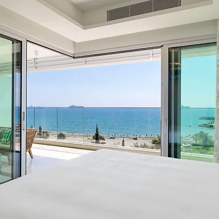 Aparthotel The Tower At St Raphael 5*