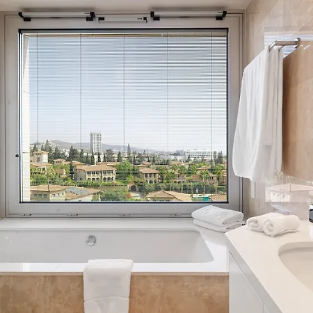 Aparthotel The Tower At St Raphael