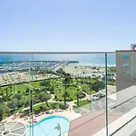 Aparthotel The Tower At St Raphael 5*