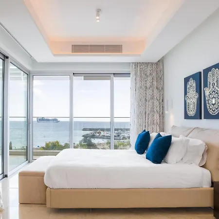 The Tower At St Raphael Appart hôtel Limassol