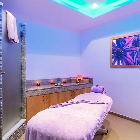 The Tower At St Raphael Appart hôtel