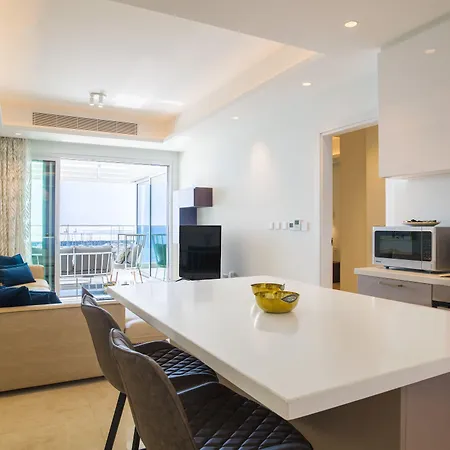 Appart hôtel The Tower At St Raphael 5*