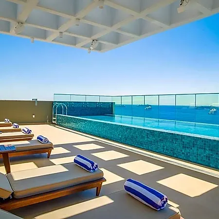 Aparthotel The Tower At St Raphael 5*