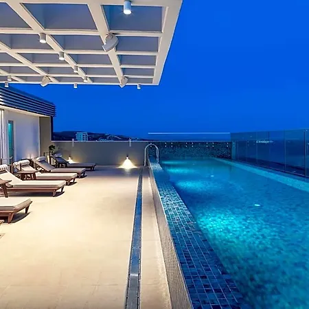 The Tower At St Raphael Aparthotel 5*