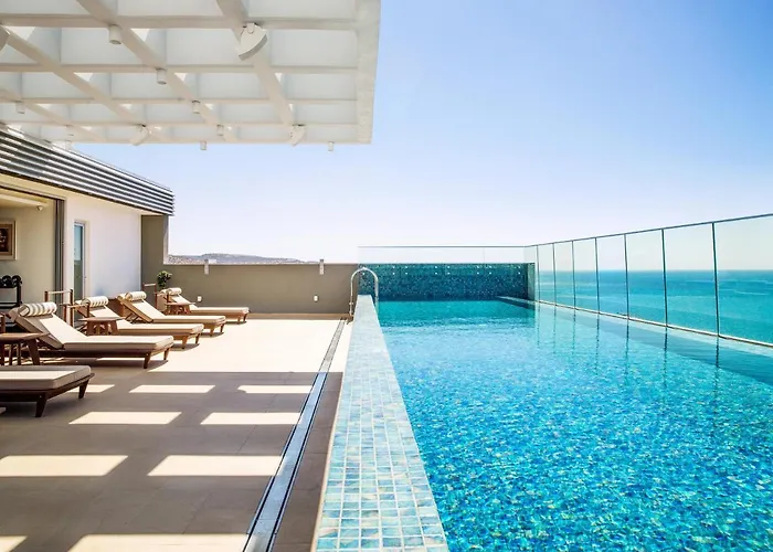 Aparthotel The Tower At St Raphael