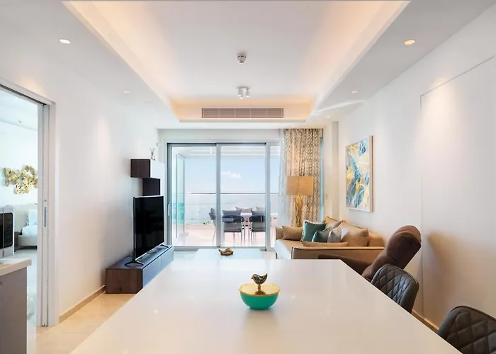 The Tower At St Raphael Aparthotel 5*