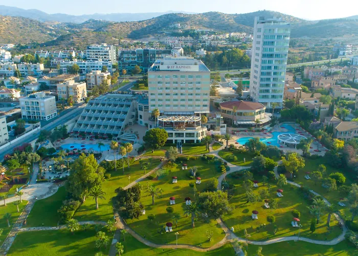 Aparthotel The Tower At St Raphael Lemesos